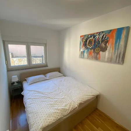 Tessitura Apartamento Murter