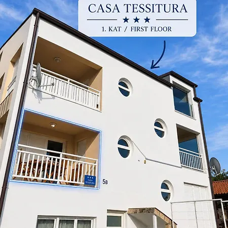 Tessitura شقة *