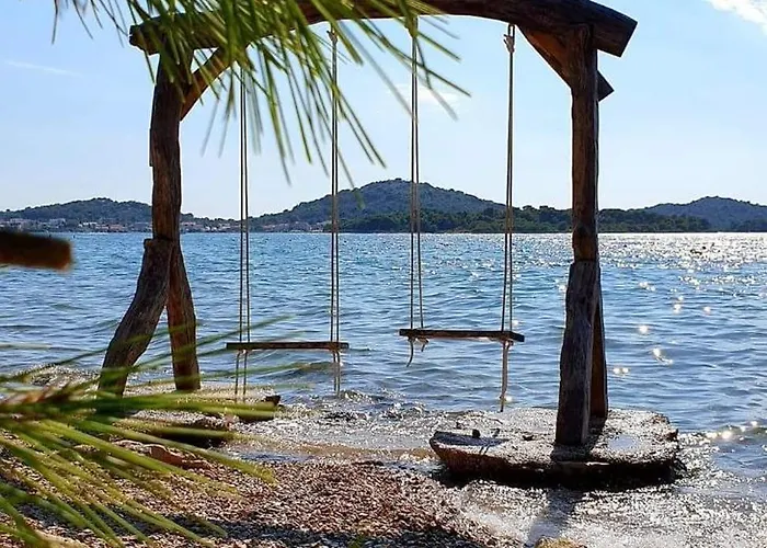 Tessitura Apartment Murter