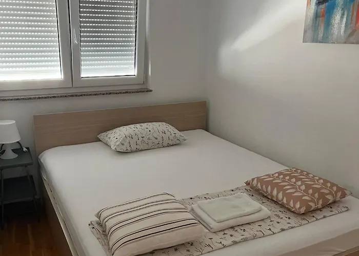 Tessitura Apartamento Murter
